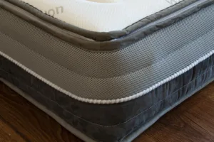 dettaglio angolo materasso ultradensity
